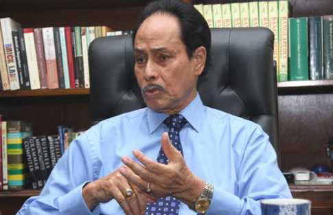 বঙ্গভবনে এরশাদ
           